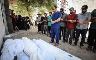 El director de un hospital de Gaza recibió durante su servicio los cadáveres de su hermano y otros familiares