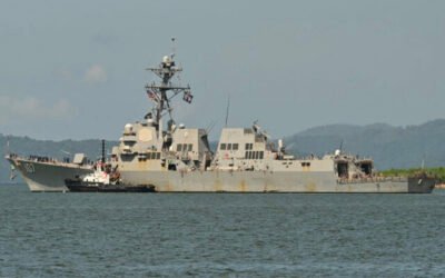 Destructor de EE. UU. Zarpa Cerca de Venezuela en Cuestionada Operación Antidrogas