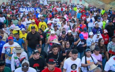 Gobernador Víctor Clark y el Pueblo Falconiano Lideran la Tradicional Bajada de Alí Primera en Coro