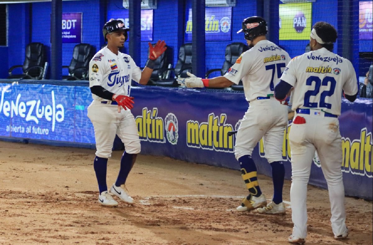 Los-Tigres-estan-invictos-en-casa-Foto-Prensa-Tigres-de-Aragua