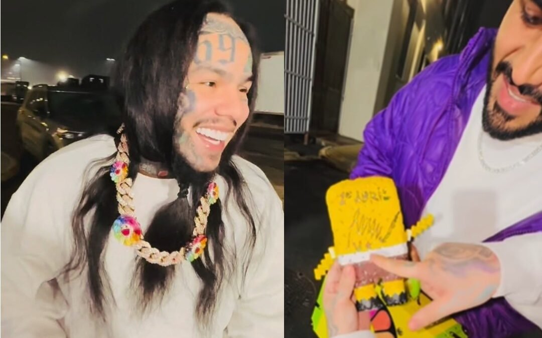¡Libre y con «trofeo» de Maduro! Tekashi 6ix9ine sale de prisión presumiendo un Bob Esponja autografiado