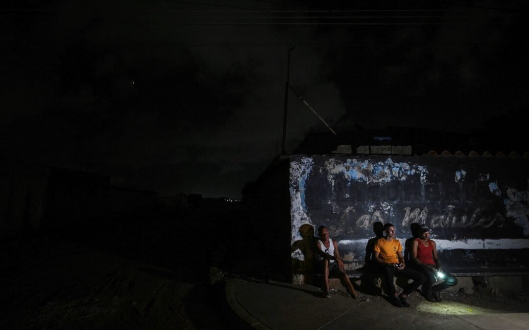 Crisis eléctrica en Venezuela: Entre el colapso del sistema y el desgaste emocional de la población