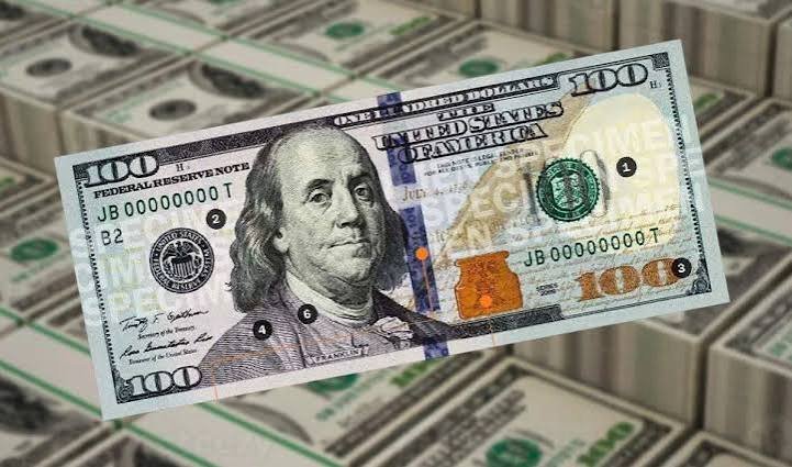 Sindicatos petroleros exigen libertad de elección en el pago de salarios ante la devaluación
