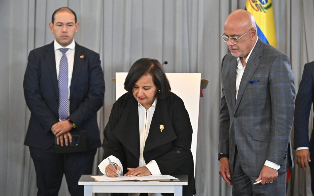 Diálogo en Caracas: Gobierno y AN de 2015 acuerdan renovar el TSJ y gestionar activos en el exterior para la emergencia sísmica