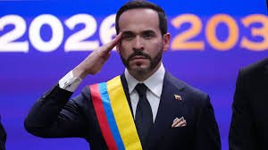 Abelardo De la Espriella asume la Presidencia de Colombia y entierra los diálogos de paz: «La opción del diálogo está completamente agotada»