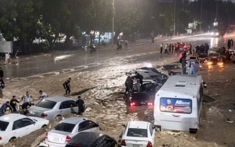 Fuertes lluvias en Caracas y Miranda dejan un saldo trágico: un fallecido, cinco desaparecidos y más de 150 viviendas afectadas